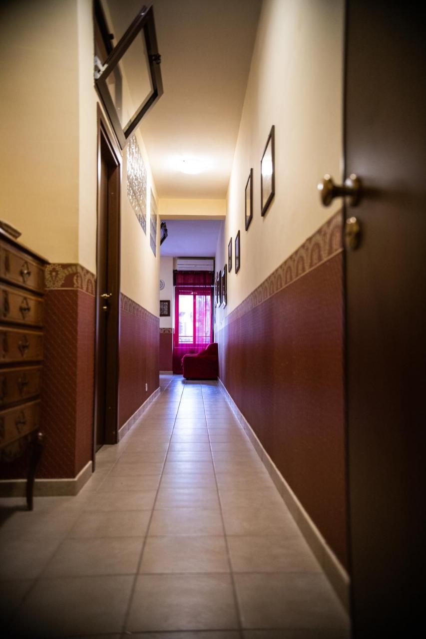 Casa Vacanza Dinastia Borbone - Centro Storico Neapol Zewnętrze zdjęcie